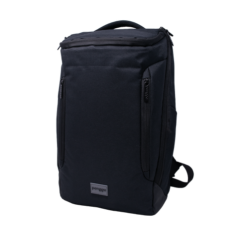 Mochila APPEX PS2 impermeable para laptop 18''. Elegante, resistente y ligera. Ideal para oficina o viaje. Con 4 cierres frontales y compartimentos para organizar todo. ¡Máxima funcionalidad!