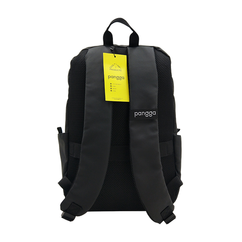 MOCHILA APPEX PS4 impermeable y resistente para laptop 17”. Con poliéster reforzado y malla transpirable. Ideal para viajes, oficina o uso diario. ¡Durabilidad y comodidad en cada paso!