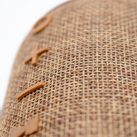 BOCINA ECO-BEATT TSS3 , Bluetooth, Inalámbrica , Resistente al Agua, Hecho de Material Eco-Wood y Yute con + De 15 Horas Continuas de Reproduccion y Sonido Superb-Bass.